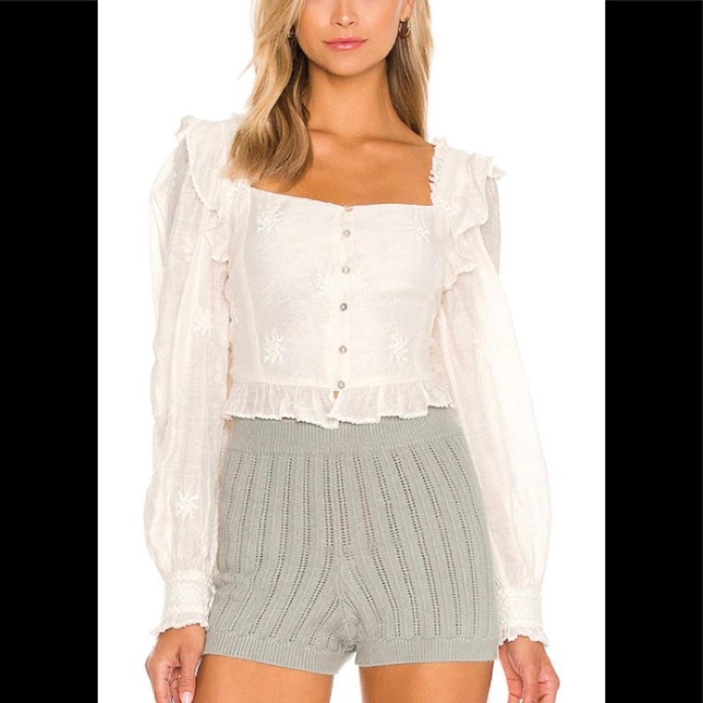 Romantic cream long sleeved blouse
